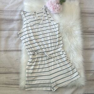 Women's Summer Sleeveless Scoop Neck Strips Beach Jumpsuit Rompers with Pockets